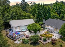 Luxury Retreat, Hot Tub, Plunge Pool, King bds, EV